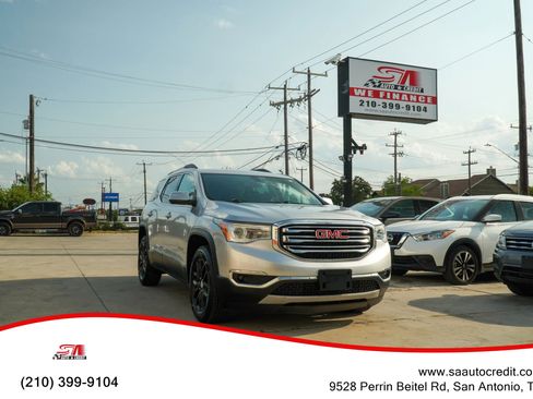Used 2018 GMC Acadia SLT FWD image 1