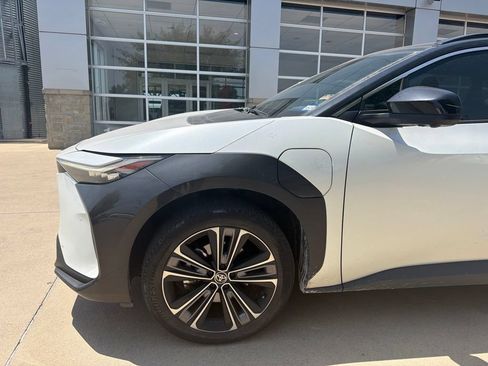 Used 2023 Toyota bZ4X AWD w/ Weather Package image 2