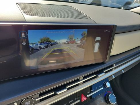 Used 2025 Hyundai Santa Fe SEL image 20