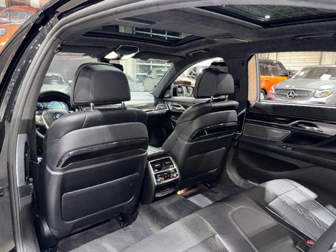 Used 2016 BMW 750i Executive Pkg 2 $101K MSRP image 12
