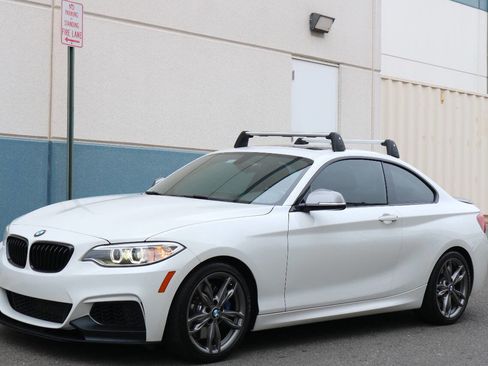 Used 2015 BMW M235i Coupe image 3