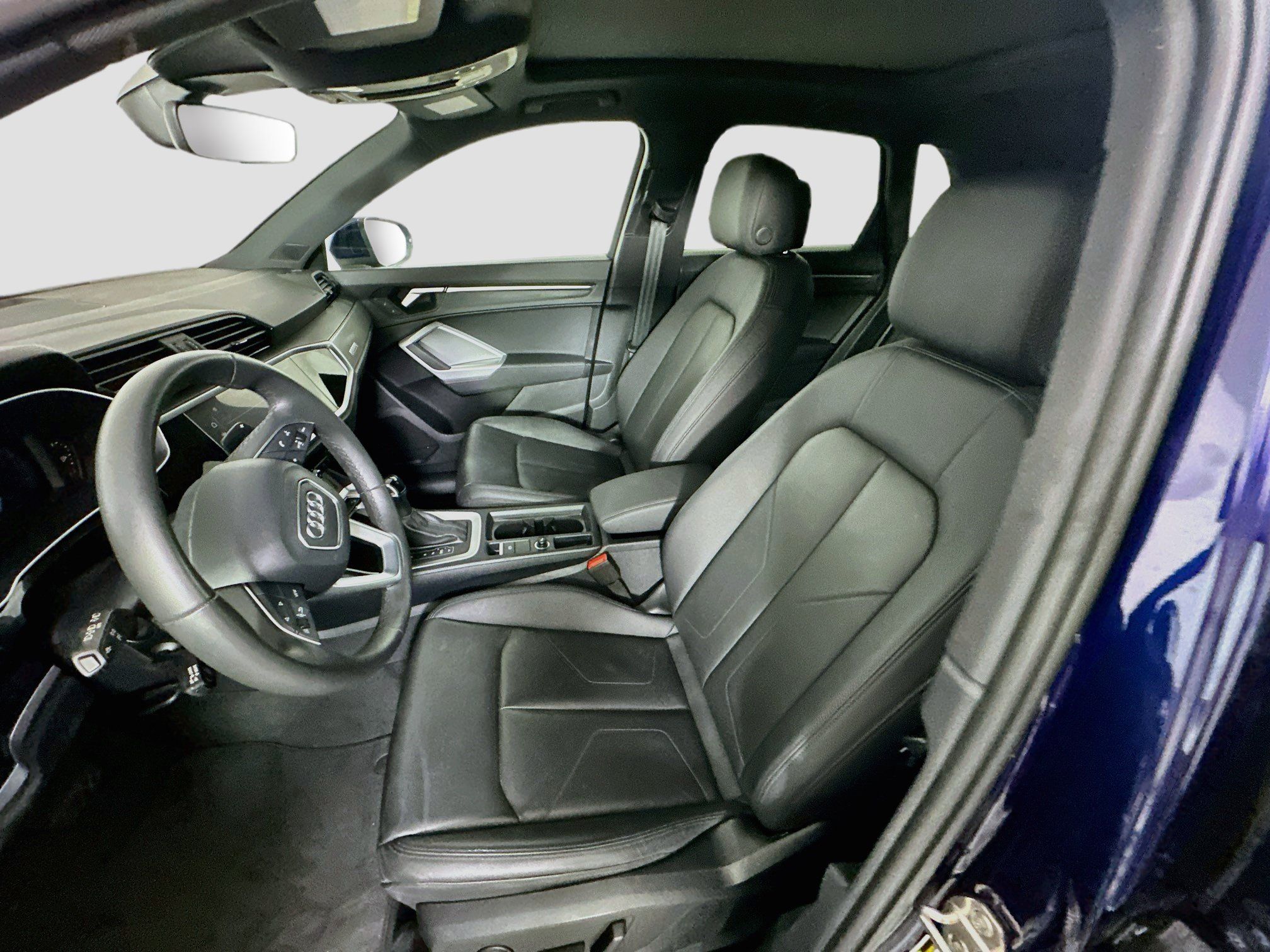 Used 2025 Audi Q3 2.0T Premium AWD/4WD image 13