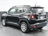 Used 2018 Jeep Renegade Latitude image 5