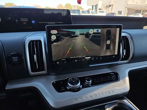 New 2025 Ford Expedition Max Active image 24