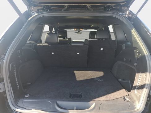 Used 2020 Jeep Grand Cherokee Limited AWD/4WD image 13