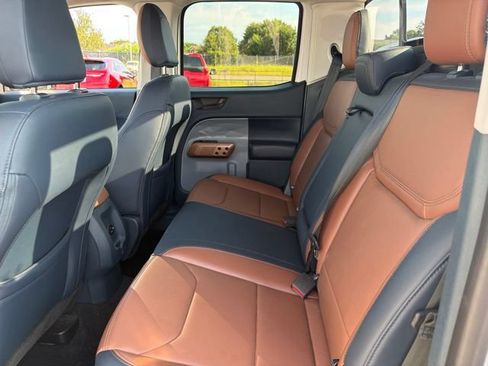 Used 2022 Ford Maverick Lariat w/ Equipment Group 500A Standard AWD/4WD image 12