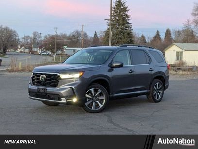 Used 2025 Honda Pilot Elite