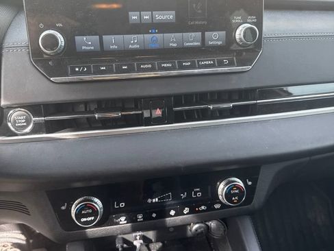 Used 2022 Mitsubishi Outlander SE AWD/4WD image 23