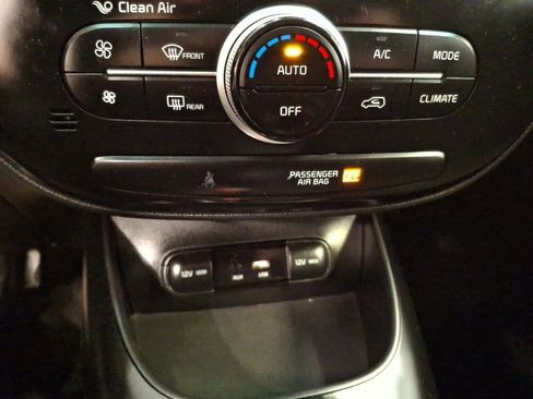 Used 2018 Kia Soul w/ Option Group 020 image 23