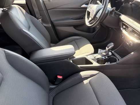 Used 2024 Buick Encore GX Preferred w/ Comfort Package FWD image 11