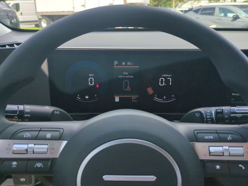 New 2027 Hyundai Kona SE FWD image 32