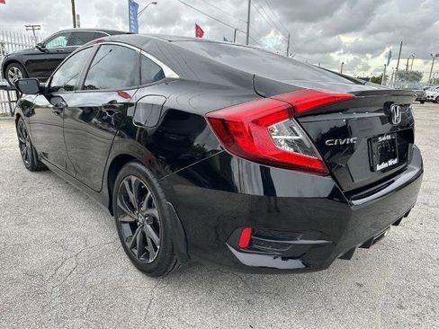 Used 2019 Honda Civic Sport image 3