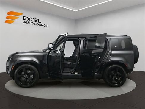 Used 2023 Land Rover Defender 110 X-Dynamic SE image 49