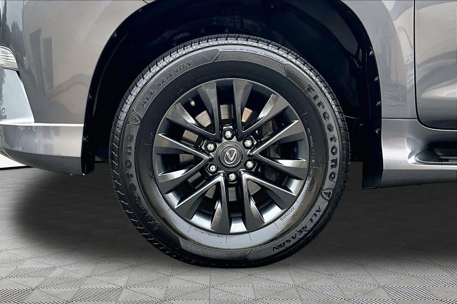 Used 2023 Lexus GX 460 Premium AWD/4WD image 11