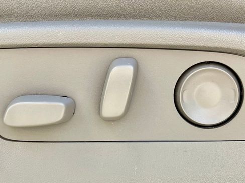 Used 2022 Chevrolet Silverado 1500 LTZ w/ LTZ Premium Package image 31