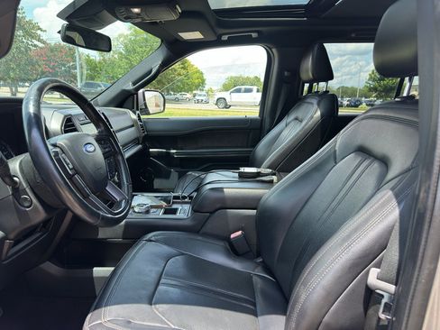 Used 2021 Ford Expedition Max Limited RWD image 20