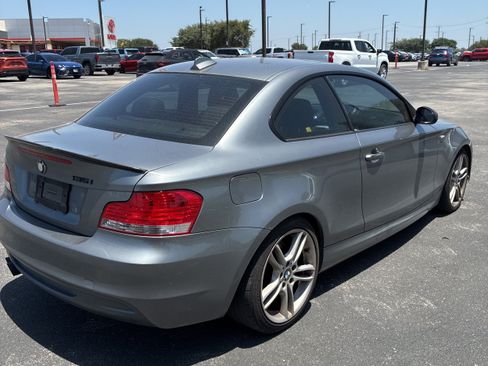 Used 2009 BMW 135i Coupe RWD image 12