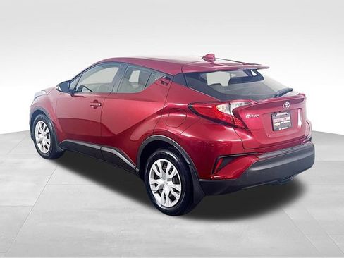 Used 2019 Toyota C-HR LE FWD image 9
