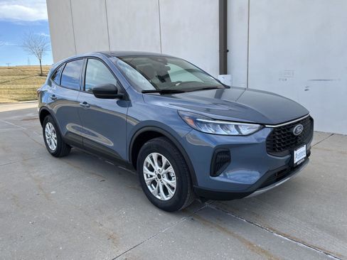 New 2026 Ford Escape Active w/ Tech Pack #1 image 4