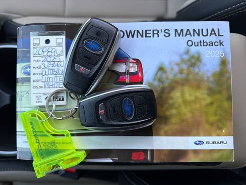 Used 2025 Subaru Outback Limited w/ Popular Package #2 image 36