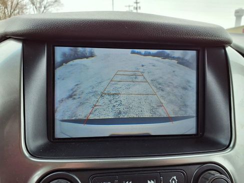 Used 2018 Chevrolet Tahoe LT image 10