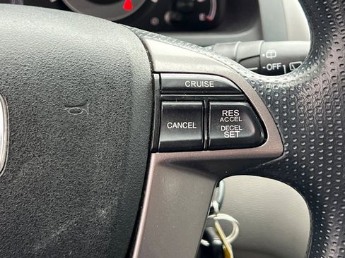 Used 2016 Honda Odyssey LX image 28