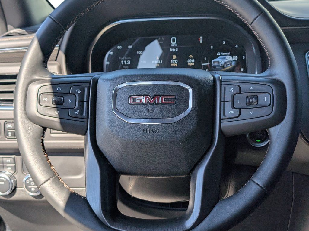 Used 2024 GMC Yukon XL AT4 AWD/4WD image 20