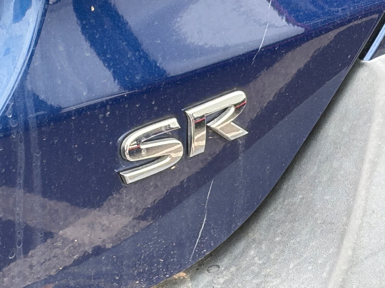 Certified 2019 Nissan Kicks SR FWD image 21