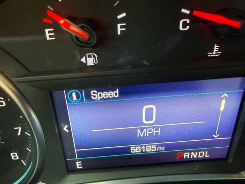 Used 2019 Chevrolet Equinox LT image 16