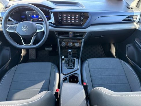 Certified 2023 Volkswagen Taos SE w/ Panoramic Sunroof Package image 19