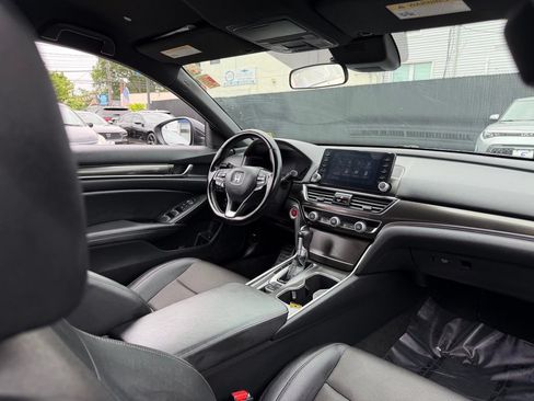 Used 2022 Honda Accord Sport image 8