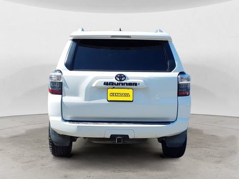 Used 2016 Toyota 4Runner SR5 AWD/4WD image 6
