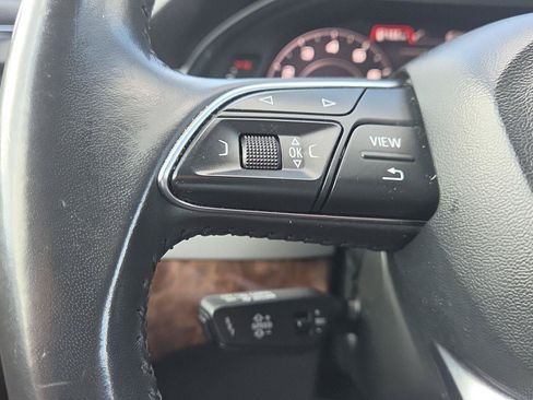 Used 2018 Audi Q7 2.0T Premium Plus AWD/4WD image 29