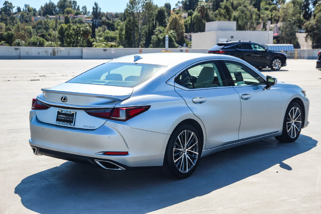 Certified 2023 Lexus ES 350 w/ Accessory Package (Z2) FWD image 5