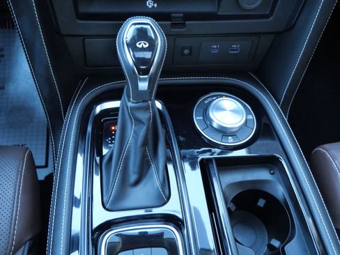 Used 2023 INFINITI QX80 Premium Select w/ Cargo Package image 18