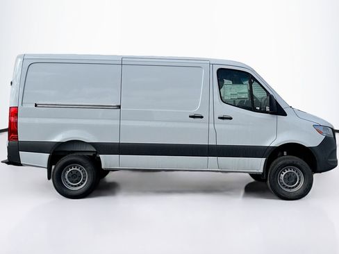 New 2026 Mercedes-Benz Sprinter 2500 image 4