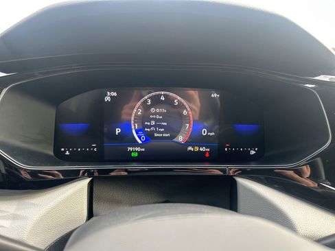 Used 2023 Volkswagen Taos S image 13