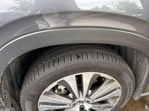 Used 2020 Subaru Ascent Touring w/ Popular Package #2A AWD/4WD image 2