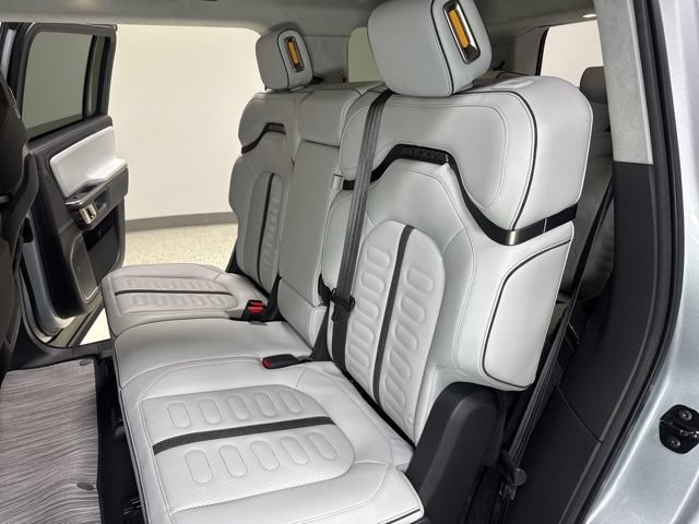 Used 2023 Rivian R1S Adventure Quad AWD/4WD image 28