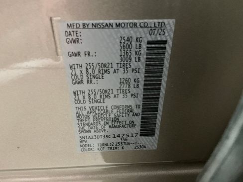 Used 2025 Nissan Murano Platinum w/ Cargo Package AWD/4WD image 31