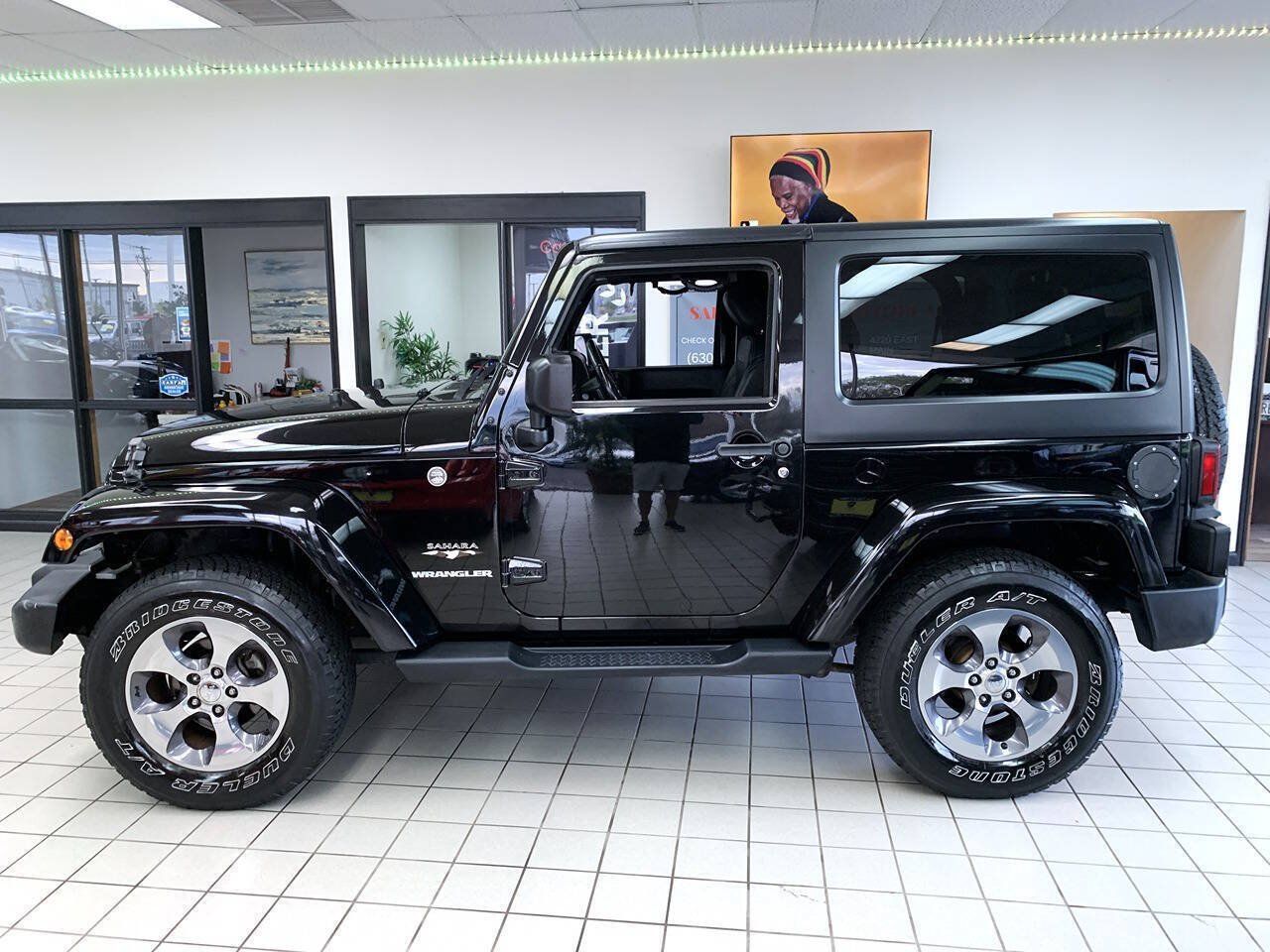 Used 2016 Jeep Wrangler Sahara w/ Connectivity Group AWD/4WD image 2