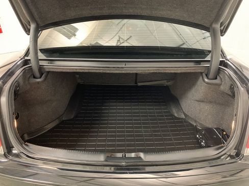 Used 2018 Chrysler 300 S image 20