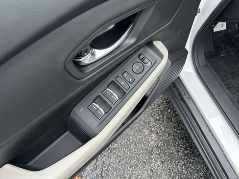 New 2026 Honda Accord SE image 13