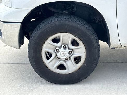 Used 2013 Toyota Tundra Grade image 11
