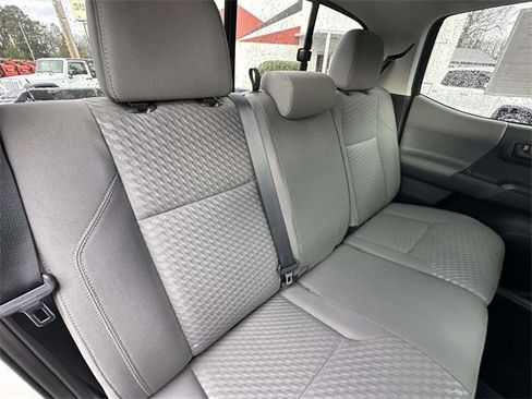 Used 2021 Toyota Tacoma SR image 22