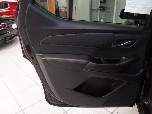 Used 2023 Chevrolet Traverse LT AWD/4WD image 19