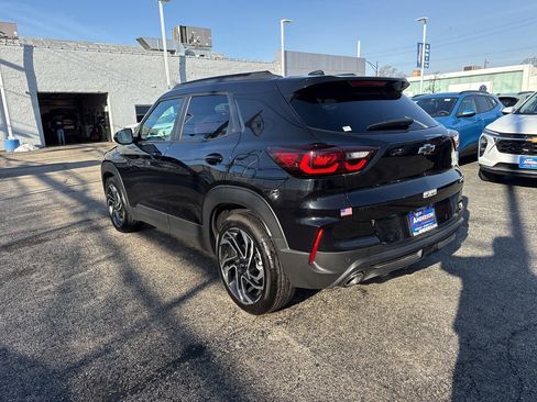 Used 2025 Chevrolet TrailBlazer RS w/ Convenience Package image 5