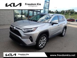 Used 2023 Toyota RAV4 XLE Premium image 1