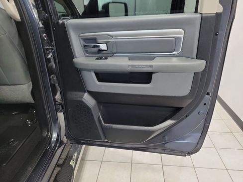 Used 2019 RAM 1500 Big Horn image 18