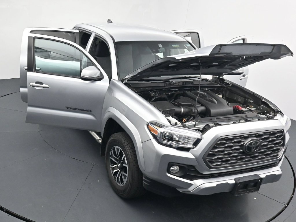 Used 2022 Toyota Tacoma TRD Sport AWD/4WD image 39